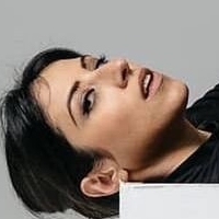 Brenda Lee Grech Nøgen