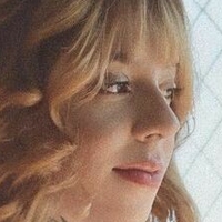 Brenda Zelinsk Nøgen