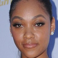 Bria L. Murphy Nøgen
