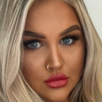 Britteny Tolley Nøgen