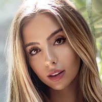 Bruna Lima Nøgen
