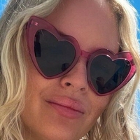 Calley Westwood Nøgen