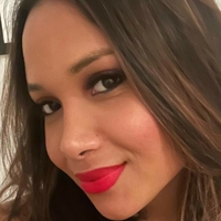 Camila Mattoli Nøgen