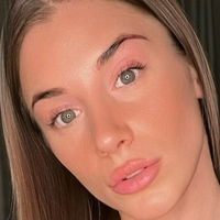 camillastelluti Nøgen