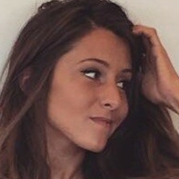 Camille Meduse Nøgen