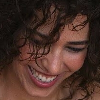 Cantora Flora Matos Nøgen