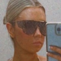 Cara Walker Nøgen