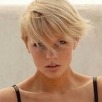Carolin Lauffenburger Nøgen
