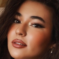 Carolina Rezende Nøgen