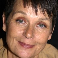 Carolyn Seymour Nøgen