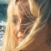 Cassidy Senef Nøgen