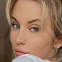 Cath May Nøgen