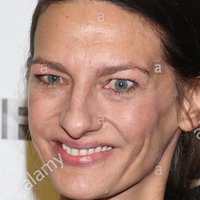 Catrin Striebeck Nøgen