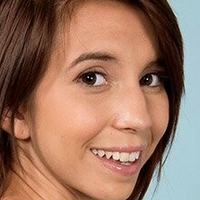 Cece Capella Nøgen