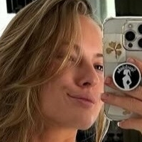 Celina Stein Nøgen