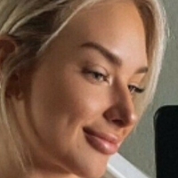 Charity Witt Nøgen
