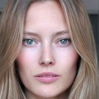 Charlott Cordes Nøgen