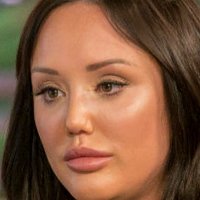 Charlotte Crosby Nøgen
