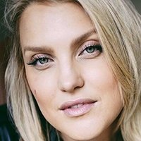 Charlotte Ellen Price Nøgen