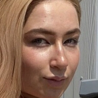 Charlotte Lion Nøgen