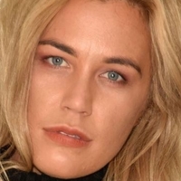 Charlotte Taundry Nøgen