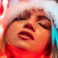 Chey.anne Nøgen