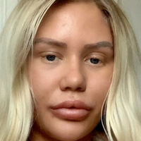 Chloe Niemela Wells Nøgen