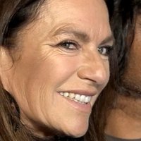 Christine Neubauer Nøgen