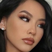 Christy Nguyen Nøgen