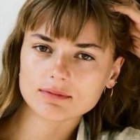 Clare Gillies Nøgen