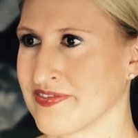 Claudia Geisler Nøgen