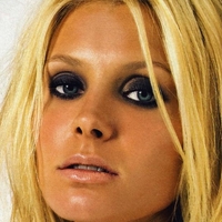Claudia Hoffmann Nøgen