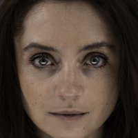 Cosmina Stratan Nøgen
