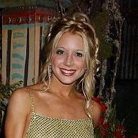 Courtney Peldon Nøgen