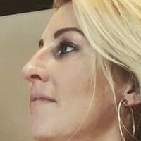 Courtney Sins Nøgen