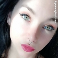 Cpt.Succubus Nøgen