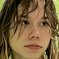 cusnee Nøgen