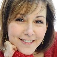Cynthia Stevenson Nøgen