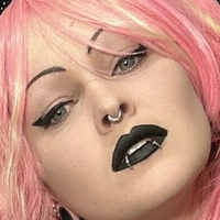 daniika Nøgen