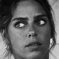 Daria Halprin Nøgen
