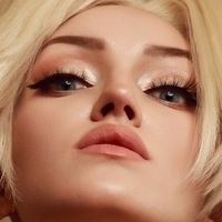 Daria Kulikova Nøgen