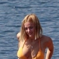 Dawn Andrews Nøgen