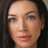 Delina Nøgen