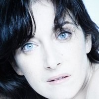 Delphine Serina Nøgen