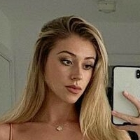 Demi Rawling Nøgen