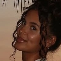 Destina Meliha Nøgen