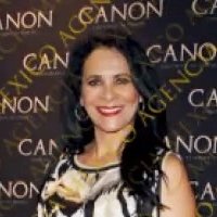 Diana Ferreti Nøgen