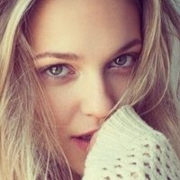 Dierdre Reimold Nøgen