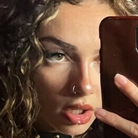 Dina Renee Nøgen