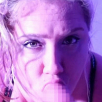 Dina Sky Nøgen